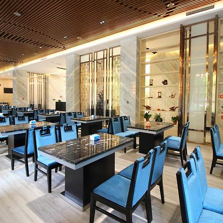 Zhangye Kai Rui Hotel Bagian luar foto