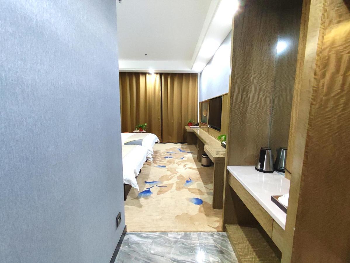 Zhangye Kai Rui Hotel Bagian luar foto
