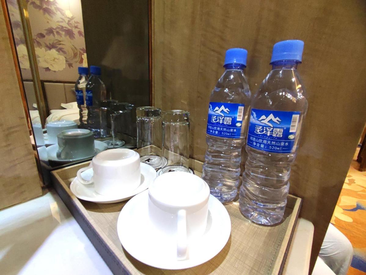 Zhangye Kai Rui Hotel Bagian luar foto