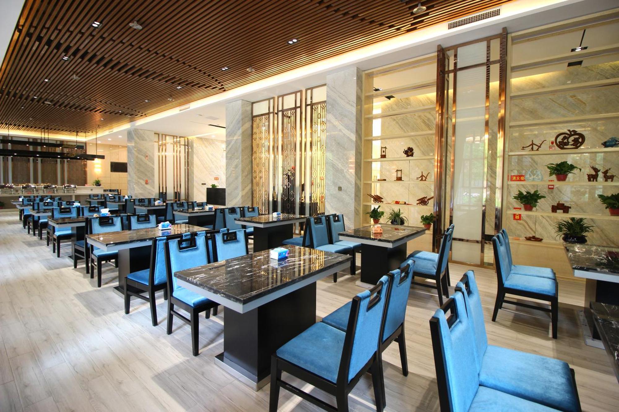 Zhangye Kai Rui Hotel Bagian luar foto